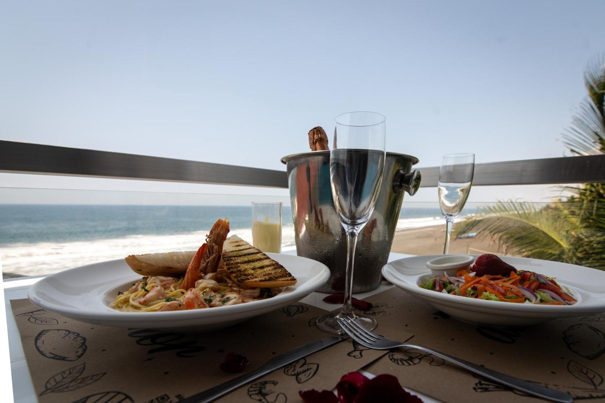 Hotel Playa Paraiso Монтеррико Экстерьер фото